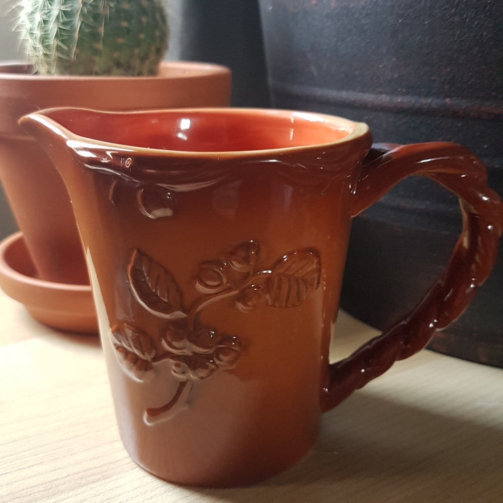 Vintage bittersweet creamer